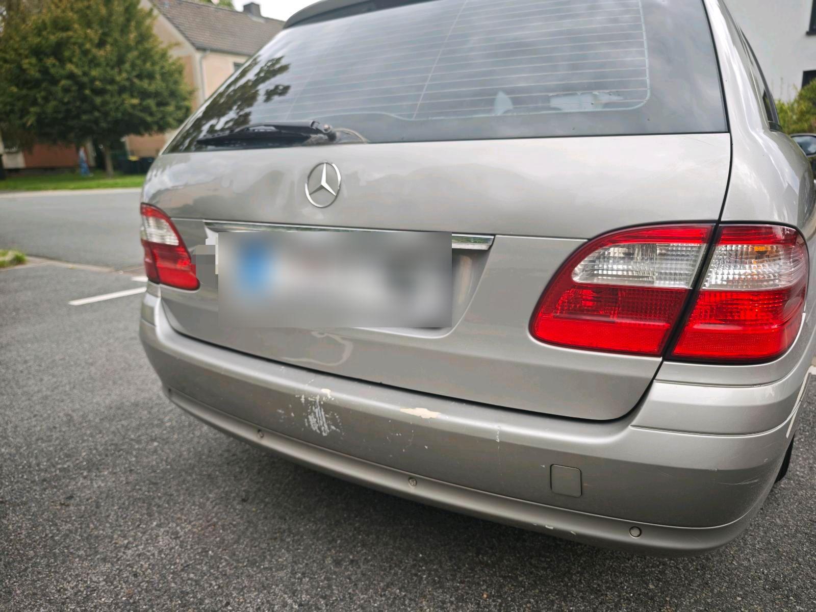 Mercedes-Benz E220 2004 — photo 8