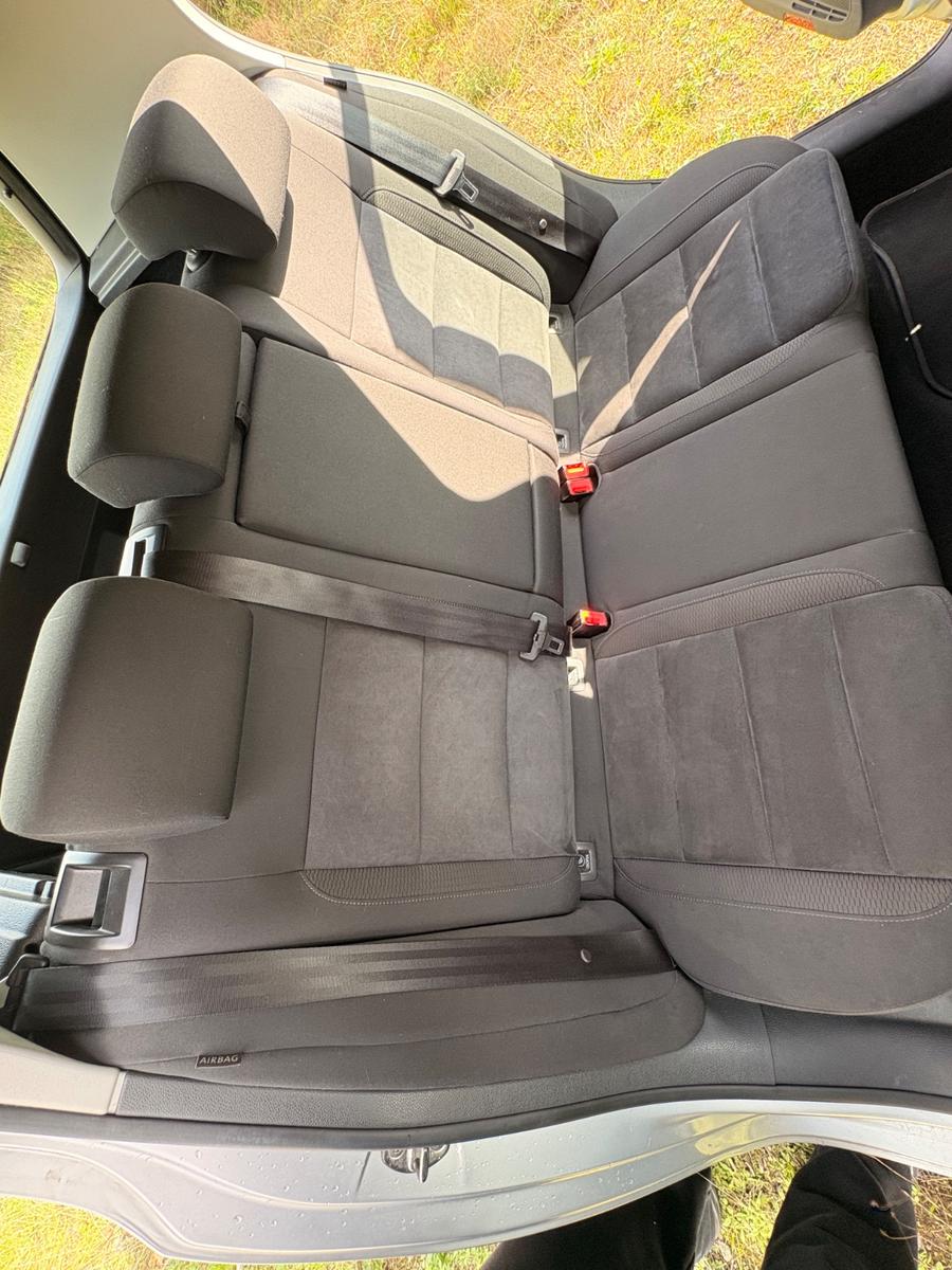 Volkswagen Golf 2011 — photo 7