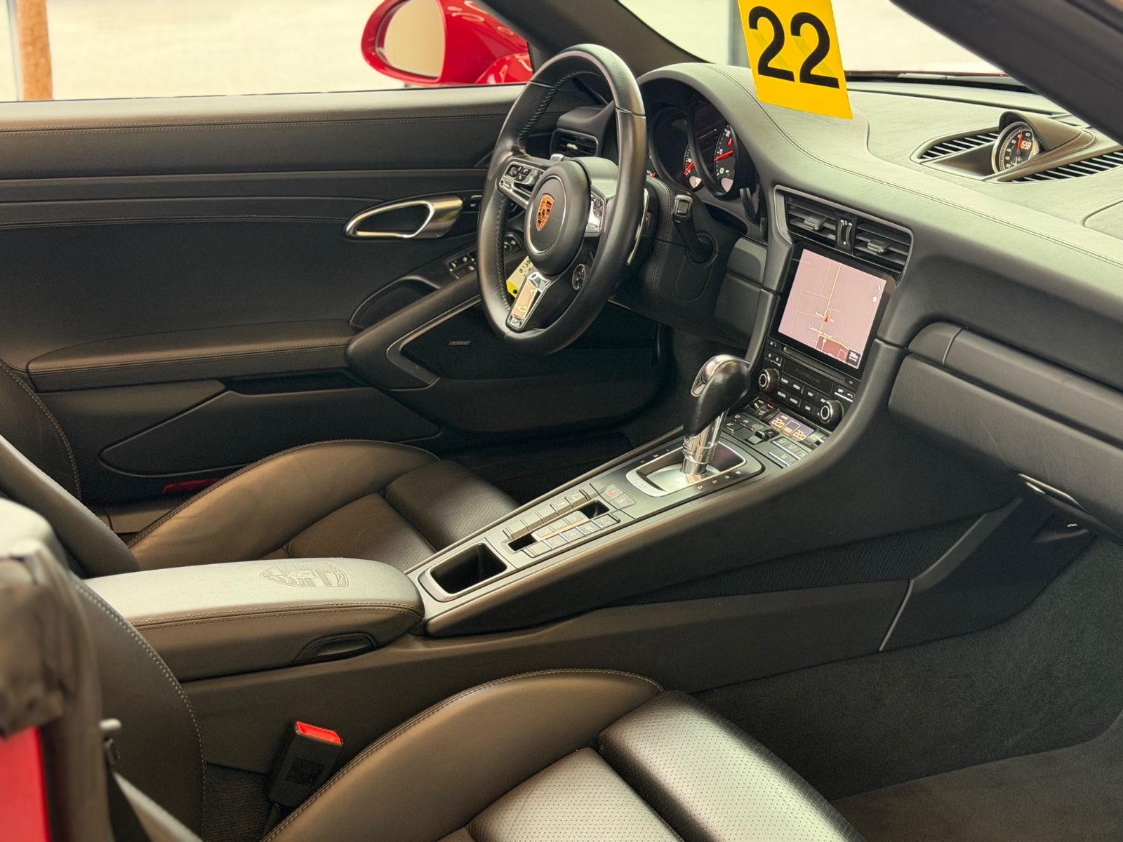 991.2 Carrera 4 GTS Cabrio Sport Chrono Lift