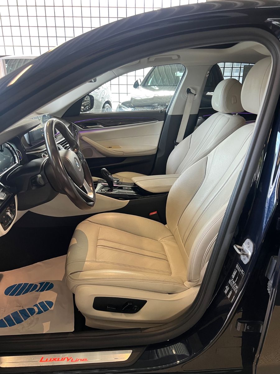 Fahrzeugabbildung BMW 525 d Lim. Luxury Line * SCHIEBEDACH *AMBIENTE*