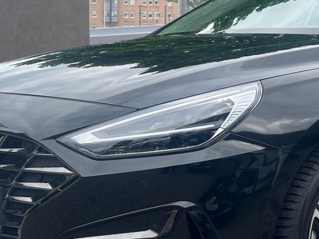 Fahrzeugabbildung Hyundai i30 Intro Edition 1.5 EU6d Navi LED Apple CarPla