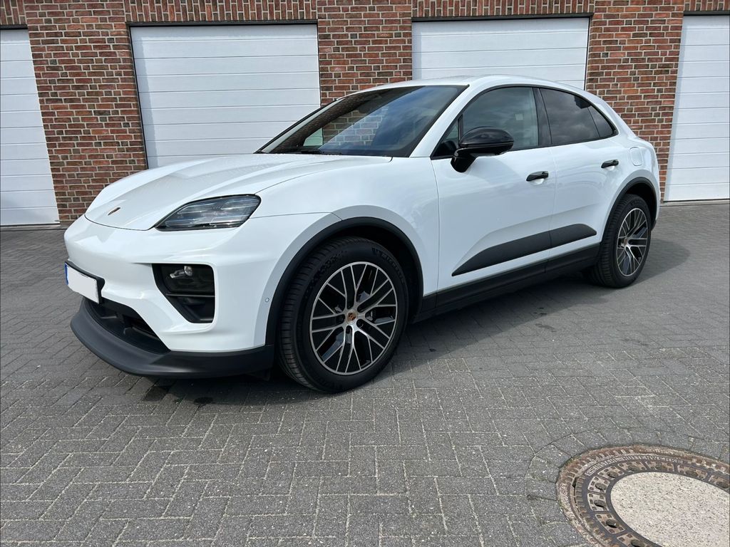Image of Porsche Macan