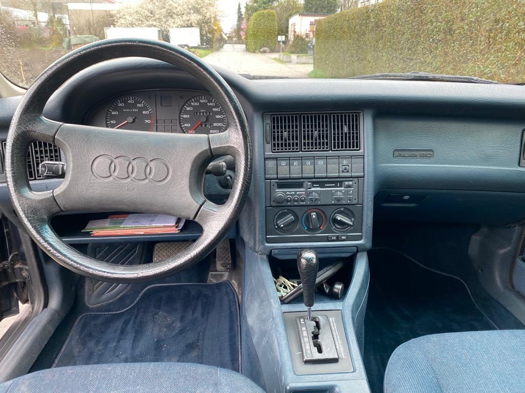 Audi 80