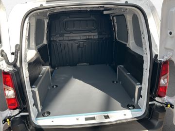 Fotografie 8 des Opel Combo E Cargo Edition 1.5 D 96kw Infotainment