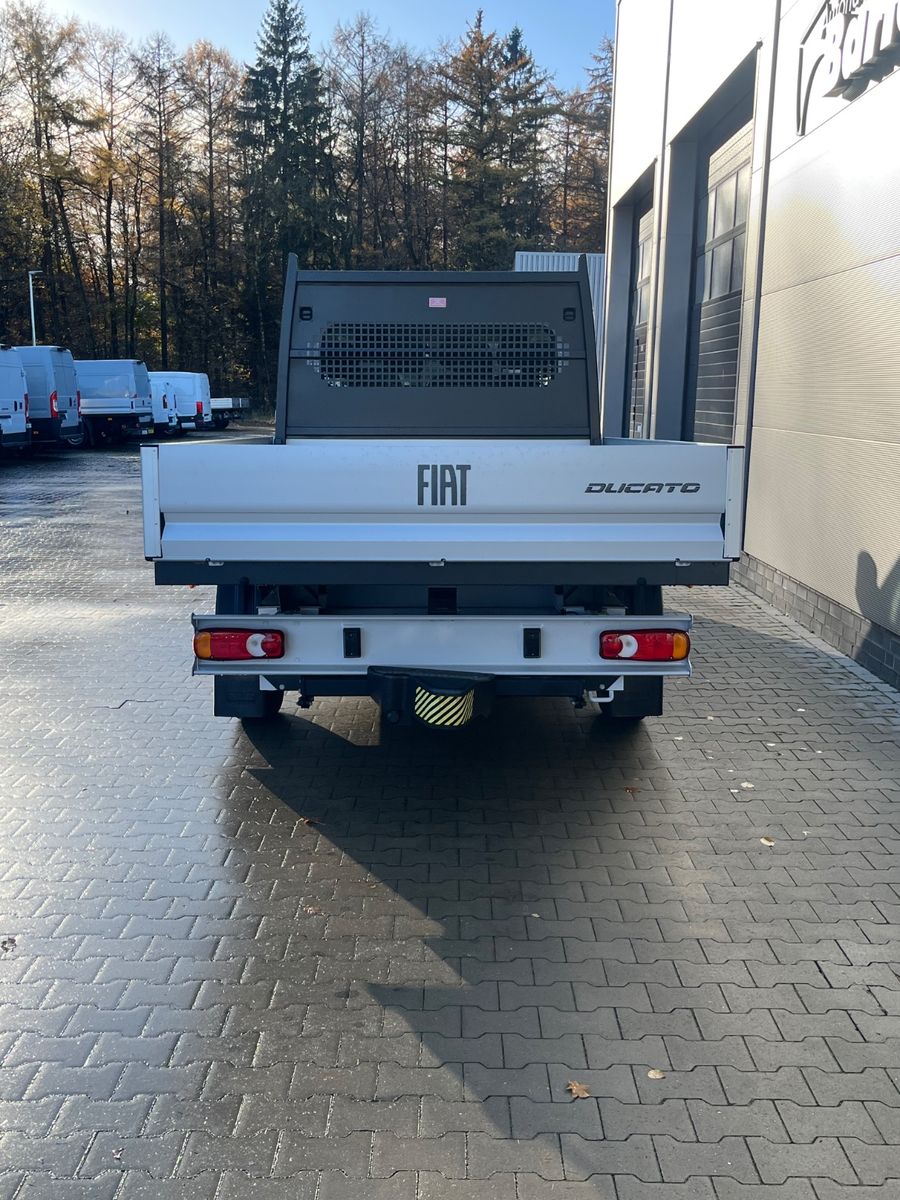Fahrzeugabbildung Fiat Ducato Pritschenwagen Maxi Doka. 35 L4 140 Multi