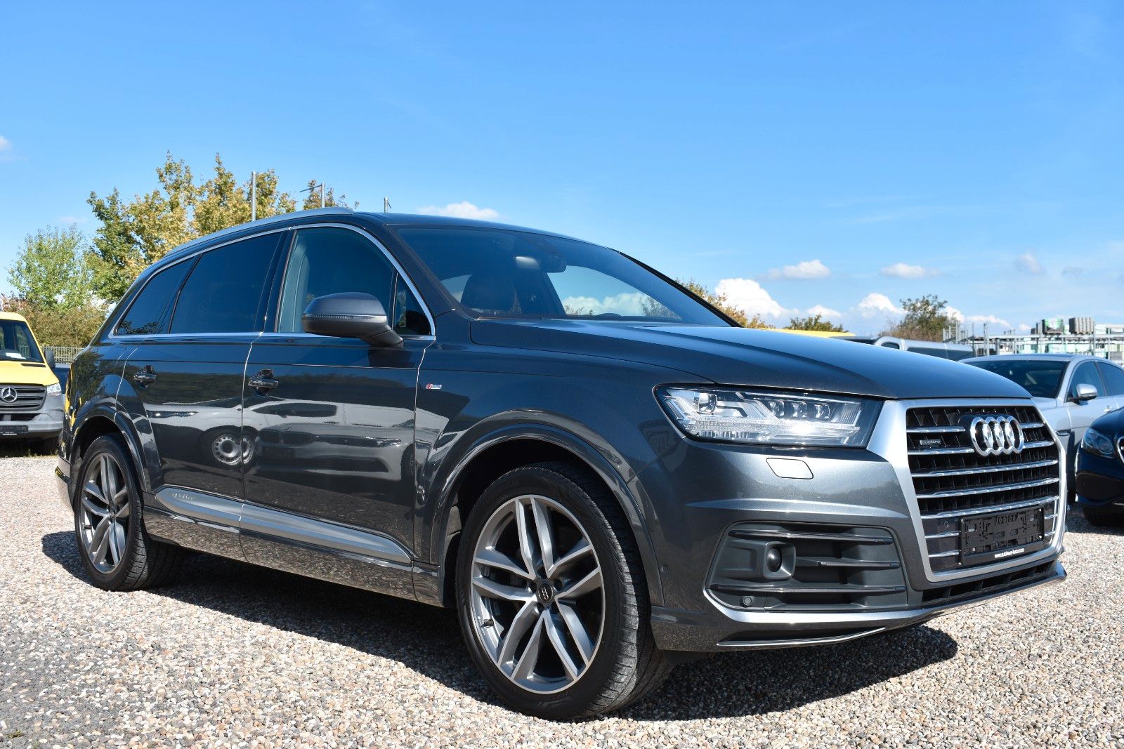 Fahrzeugabbildung Audi Q7 50 TDI quattro S Line/PANO/Night/7 Sitz/B&O