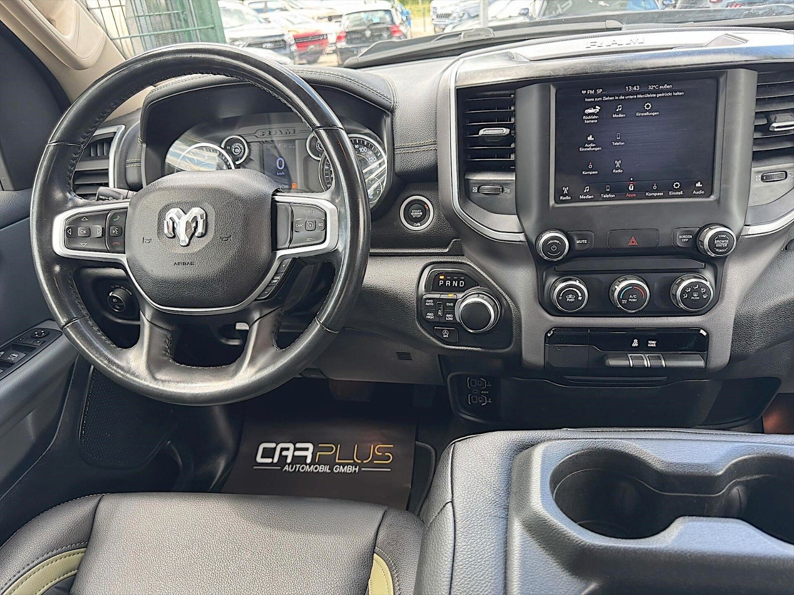 Fahrzeugabbildung Dodge RAM 5.7 V8 HEMI NightEdition Offroad 4x4 eTorque
