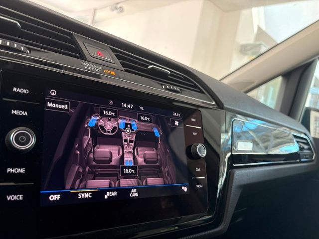 Touran  R-Line 1.5 TSI LED NAV ACC AHK KAM 8FACH