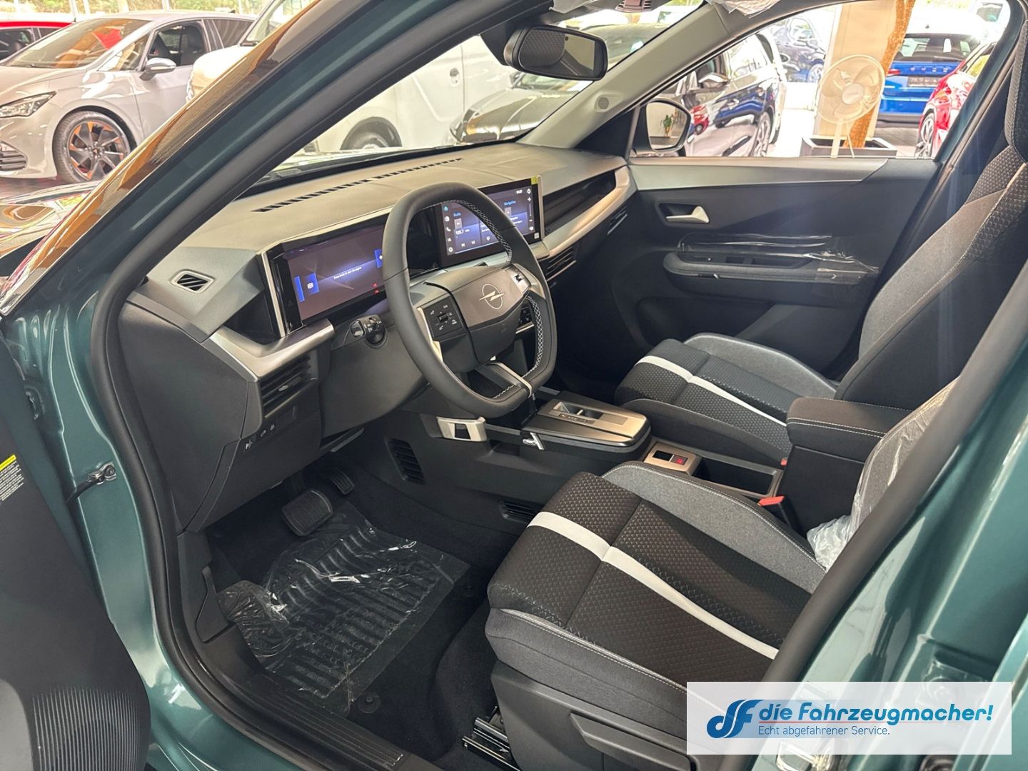 Fahrzeugabbildung Opel Frontera GS 107 kW Navi Digitales Cockpit LED Ap