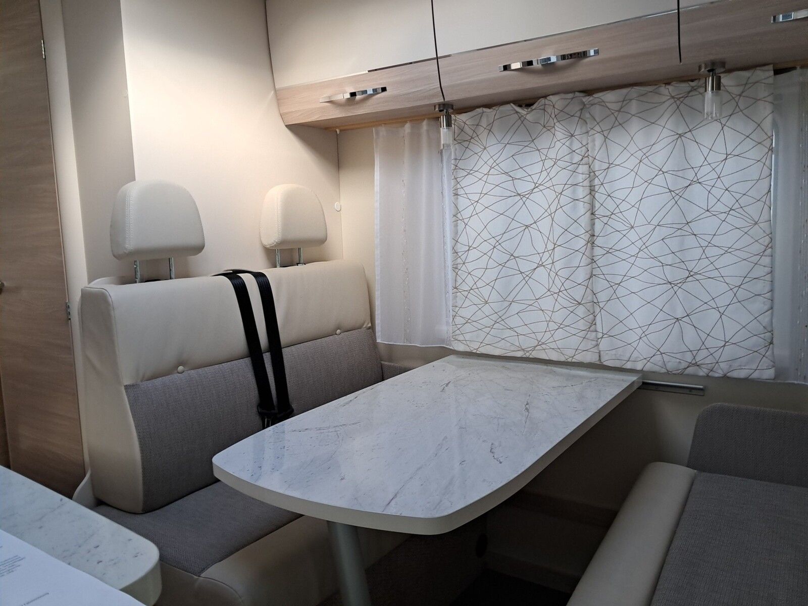 Fahrzeugabbildung Eura Mobil Activa One AO 690 HB Travel-Paket/Mark./Lithium.