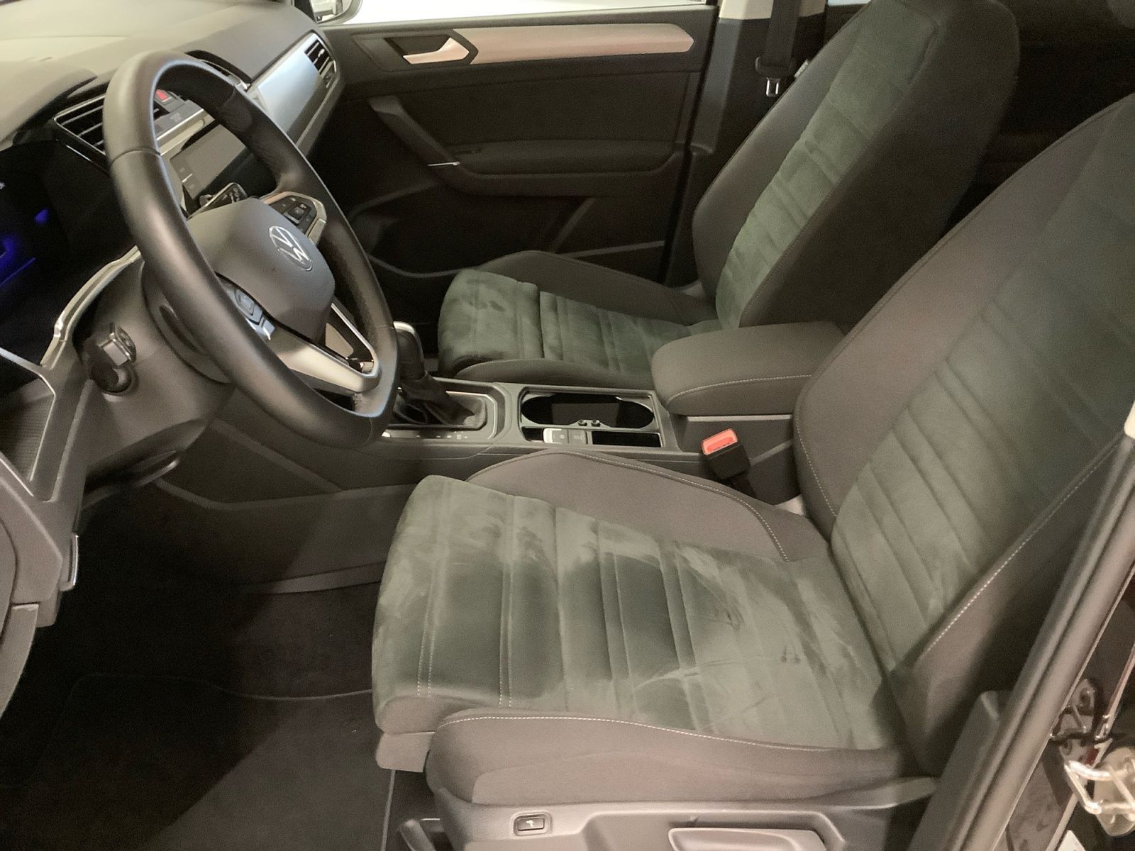 Touran Comfortline R-Line Black Style 1,5 TSI 11