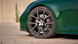 Porsche 992 (911) Carrera |PTS britishracinggreen |BOSE - Porsche 992: Grün