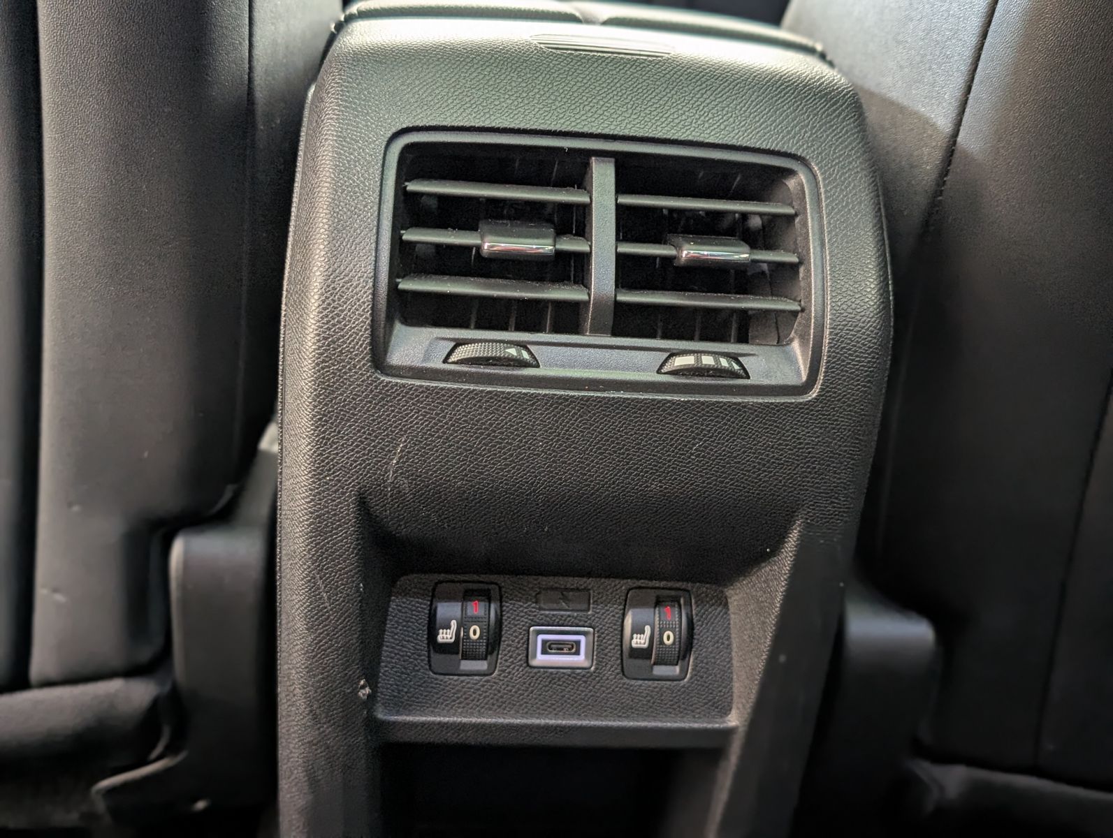 Fahrzeugabbildung Opel Astra Ultimate IntelliLux IDri AHK VOLL UVP:44T€