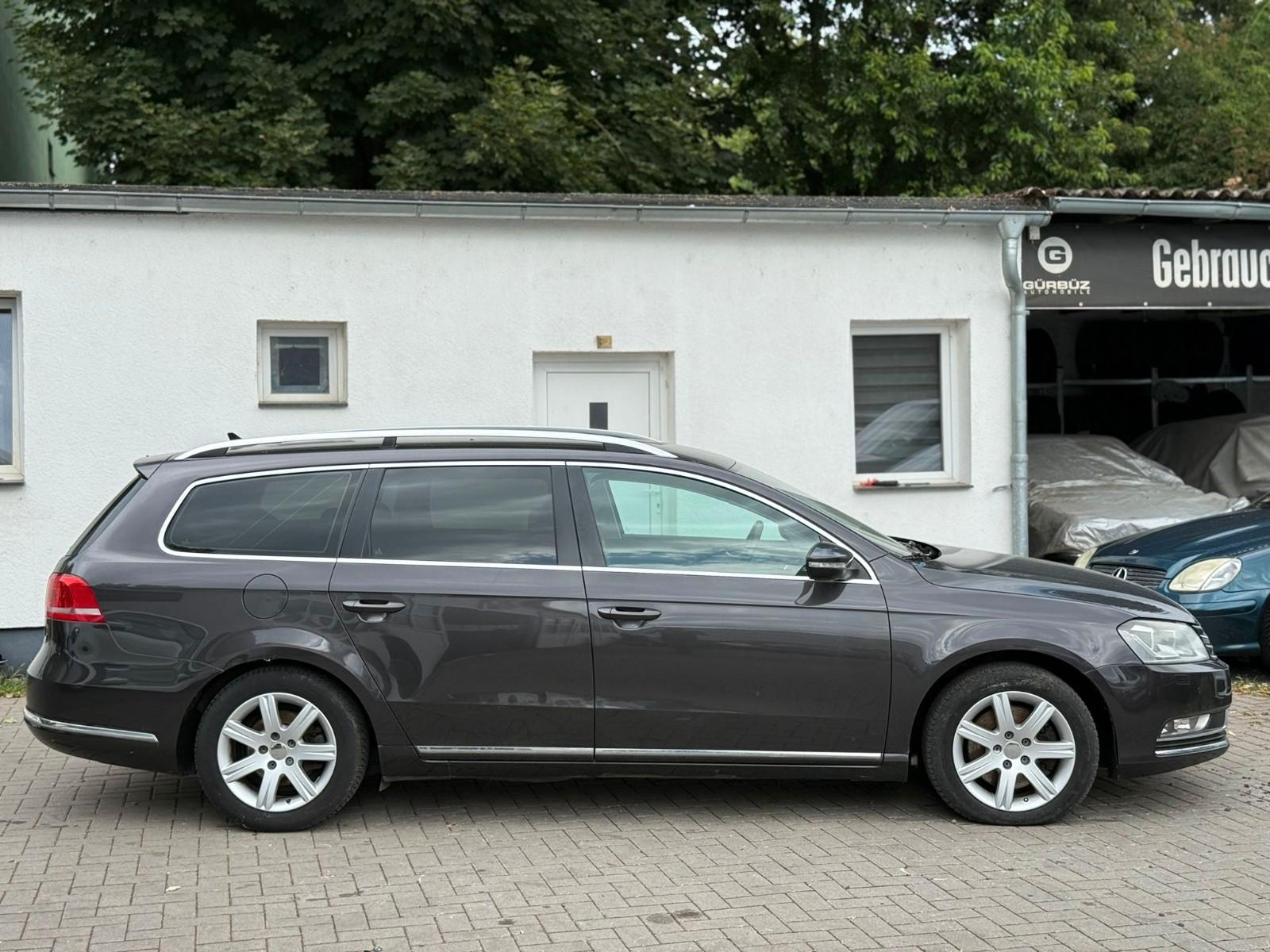 Volkswagen Passat 2011 — photo 7