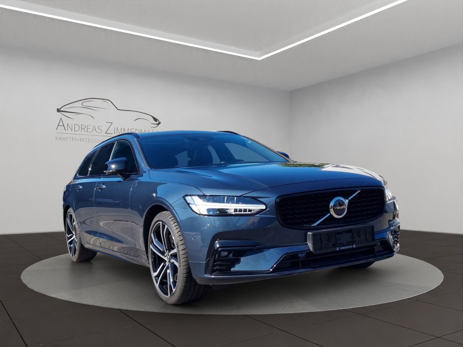 Volvo V90 B6 R-Design AWD XENIUM/PANO/WINTER PRO/4C/BW foto 2