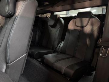 Peugeot 5008 - 8