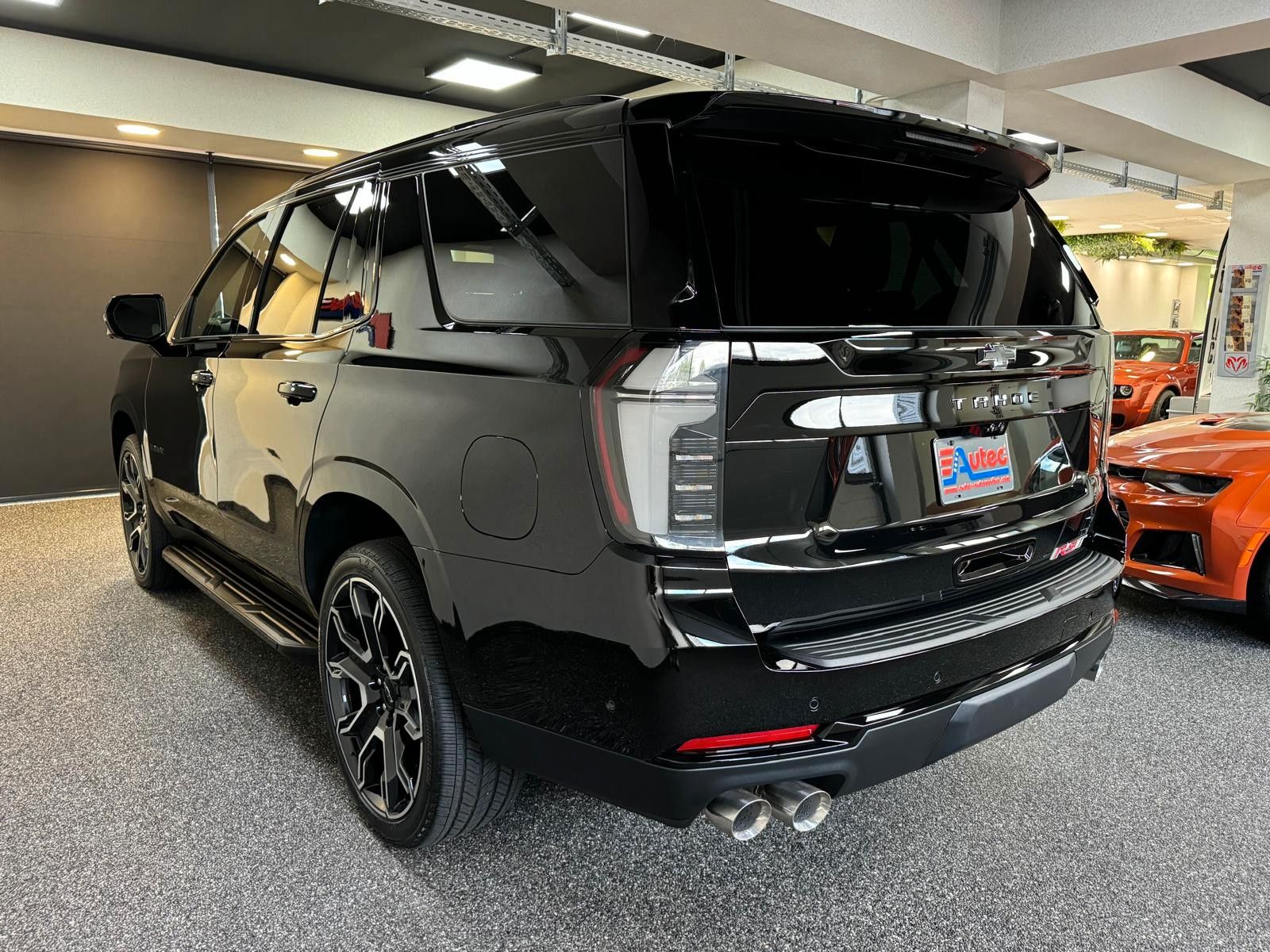 Fahrzeugabbildung Chevrolet 2026 TAHOE 6.2 ECOTEC RST 4x4-24"-ENTERTAINMENT