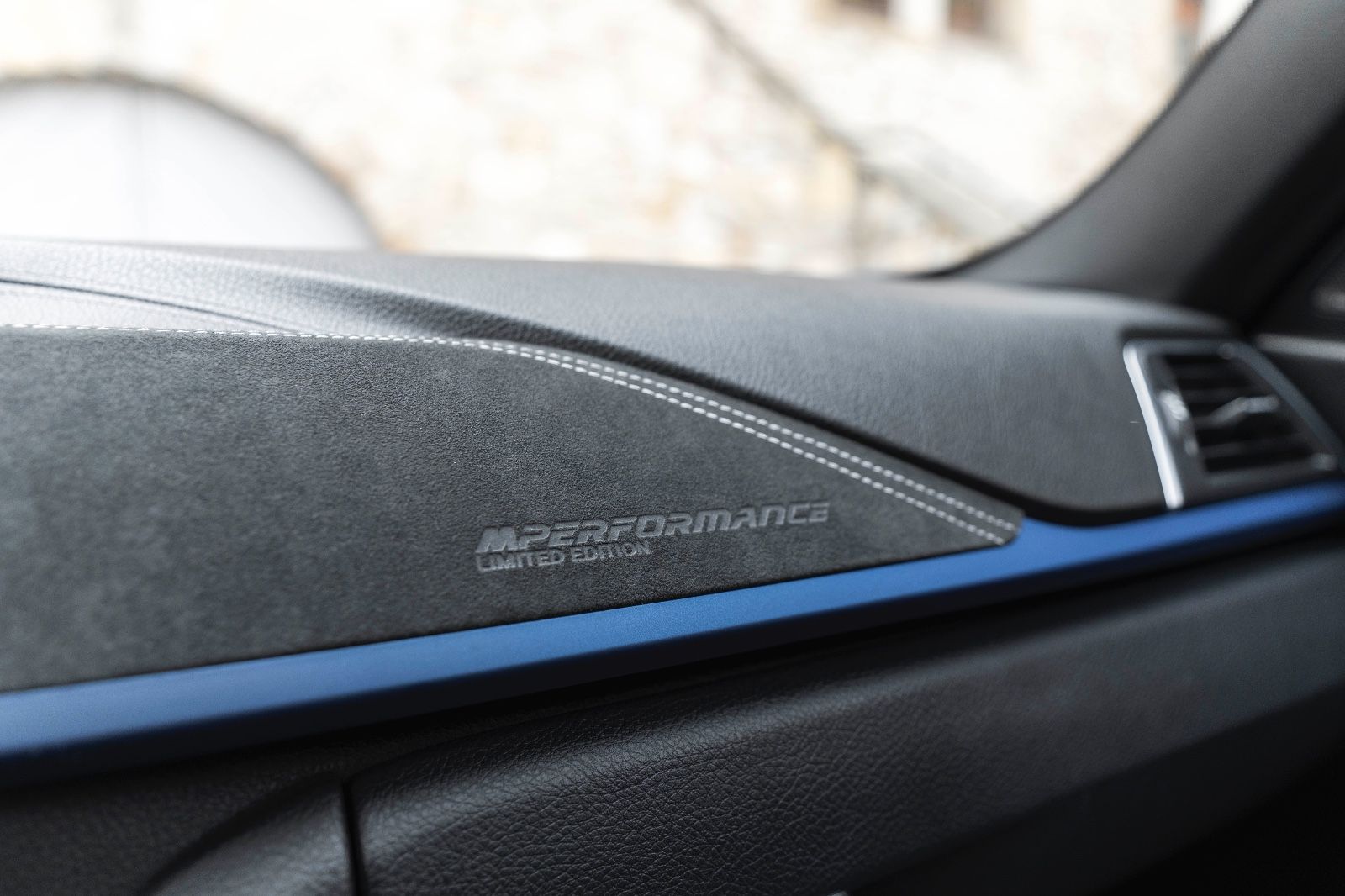 Fahrzeugabbildung BMW 340IX M-Performance H&K HUD LED CARPLAY KAM