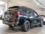 BMW X5 xDrive30d M Sport Pro AHK HUD DAProf PANO H/K - BMW: D