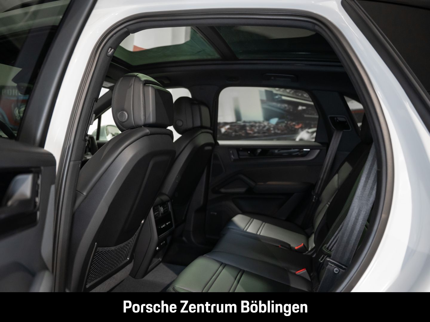 Porsche Cayenne Black Edition HA-Lenkung Head-Up 22-Zoll foto 8