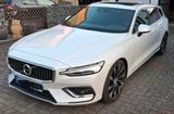 Volvo V60 D4 weiß Automatik AHK - Volvo V60 in Bielefeld