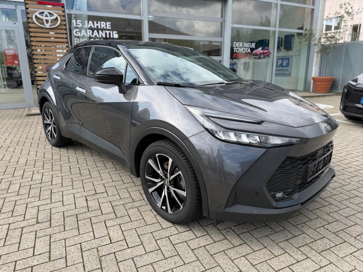 Toyota C-HR Plug-In Teamplayer Navi LED ACC Apple CarPl