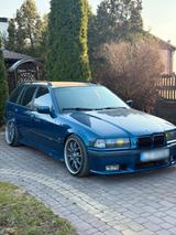 BMW 323i Mpakiet - BMW 323 aus 1998: 323i