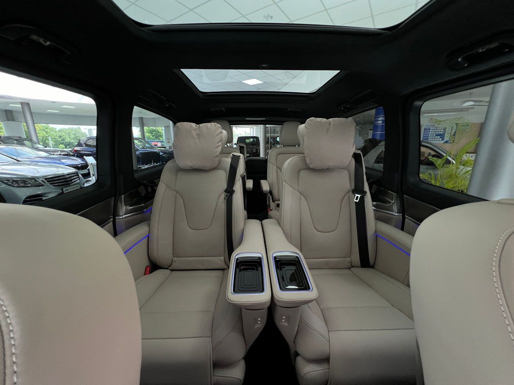 Mercedes-Benz V 300 EXCL.4M lang *NEW MOD.25*LUXURY-SEATS*PANO