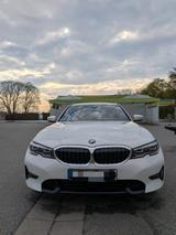 BMW 330d xDrive, Pano, HK, Service Paket inkl. - BMW 330: 330i Se