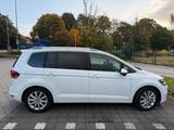 Volkswagen Touran 1.8 TSI DSG Highline BMT Highline - VW Touran von privat