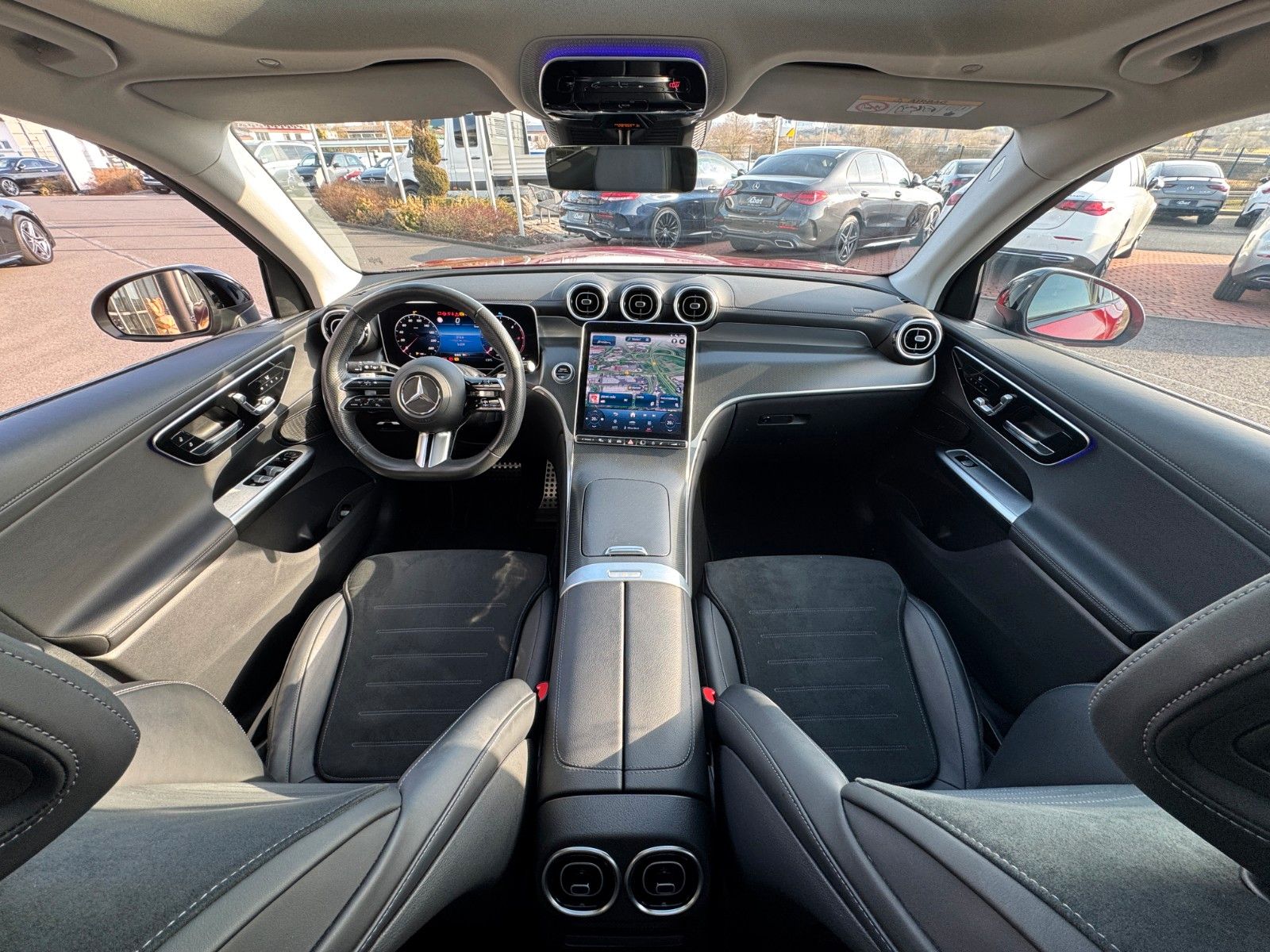 Fahrzeugabbildung Mercedes-Benz GLC 220d 4M+AMG+Pano+StandH+360+Memory