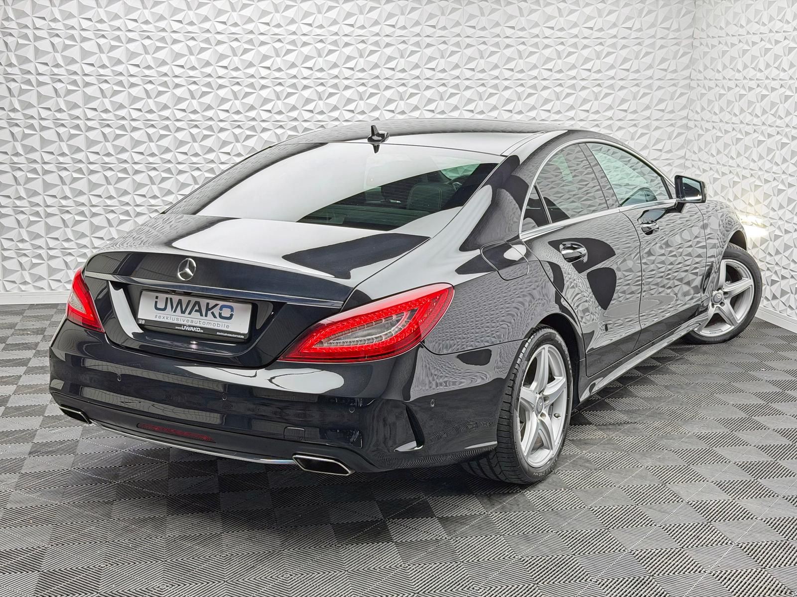Fahrzeugabbildung Mercedes-Benz CLS 350 BLUETEC/AMG/AIRMATIC/ACC/NAV/KEYLES/360°