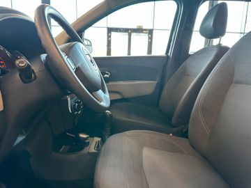 MYAUTOCENTER – Gebraucht- und Jahreswagen mit Werkstattservice in Pfaffenhofen Dacia Lodgy *7-Sitzer*1. Hand*Klima*Radio*