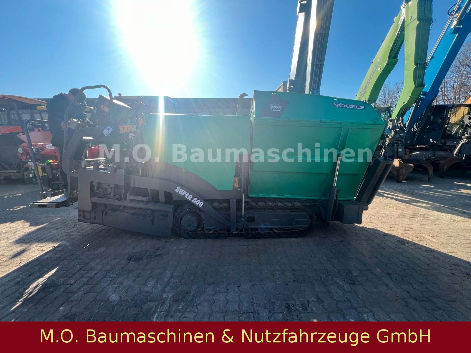 Fahrzeugabbildung Vögele S 800 / 12.AB 200 TV /