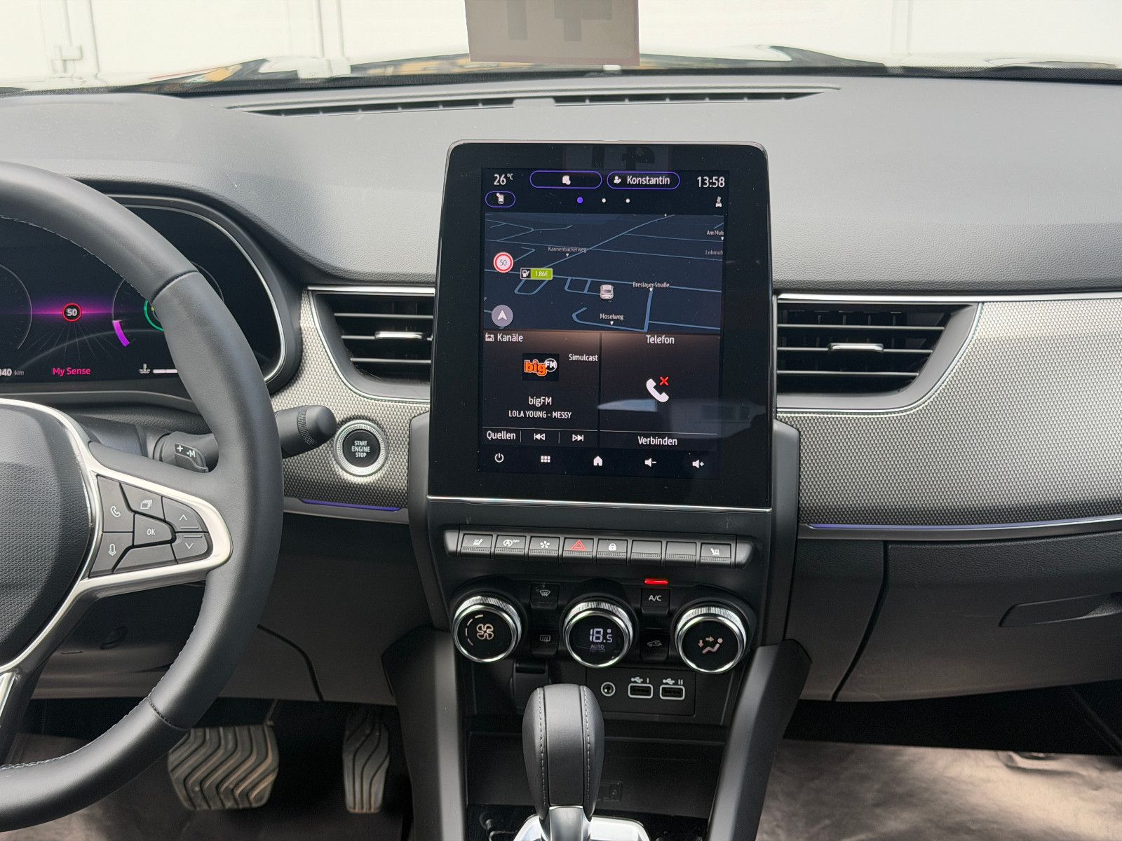 Fahrzeugabbildung Renault Arkana Techno/KAMERA/AMBIENTE/KAMERA/LEDER/ACC