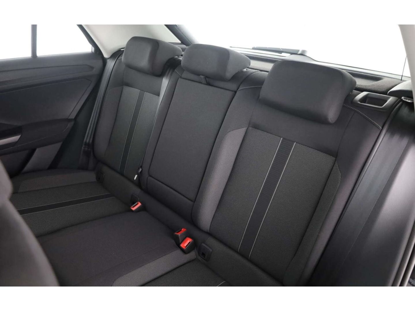 Volkswagen T-Roc - Bild 12