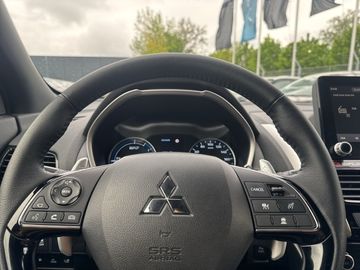 Mitsubishi Eclipse Cross - 12