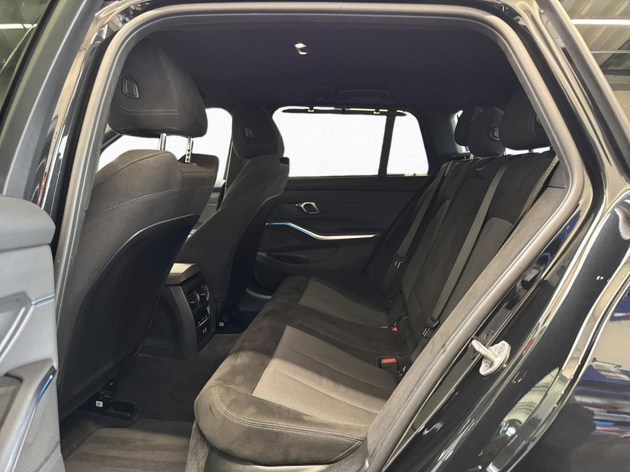 BMW 330 - Bild 16