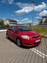 Toyota Auris 1.6 Automatik AHK Klima - Toyota Auris Gebrauchtwagen in Stuttgart