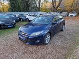 Ford Focus Klima 83Tkm Sitzhzg Tempom PDC Alu 2Hnd - gebrauchte Ford Focus aus dem Jahr 2012