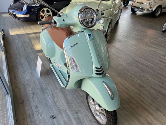 Vespa GTS Classic 125 Mint /Braun Neu Aktionspreis !!!