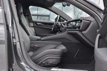 Porsche Panamera - 12
