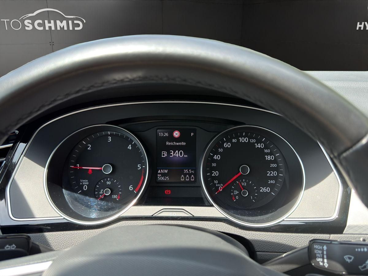 Passat Variant Business2.0TDI DSG AHK RFK MATRIX