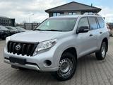 Toyota Landcruiser 2.8 D-4D Dynamic AWD - Toyota Land Cruiser: 4.2