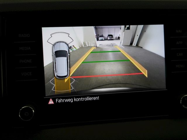 Karoq SPORTLINE TSI DSG 4X4+LED+NAVI+RÜCKFAHRKAM