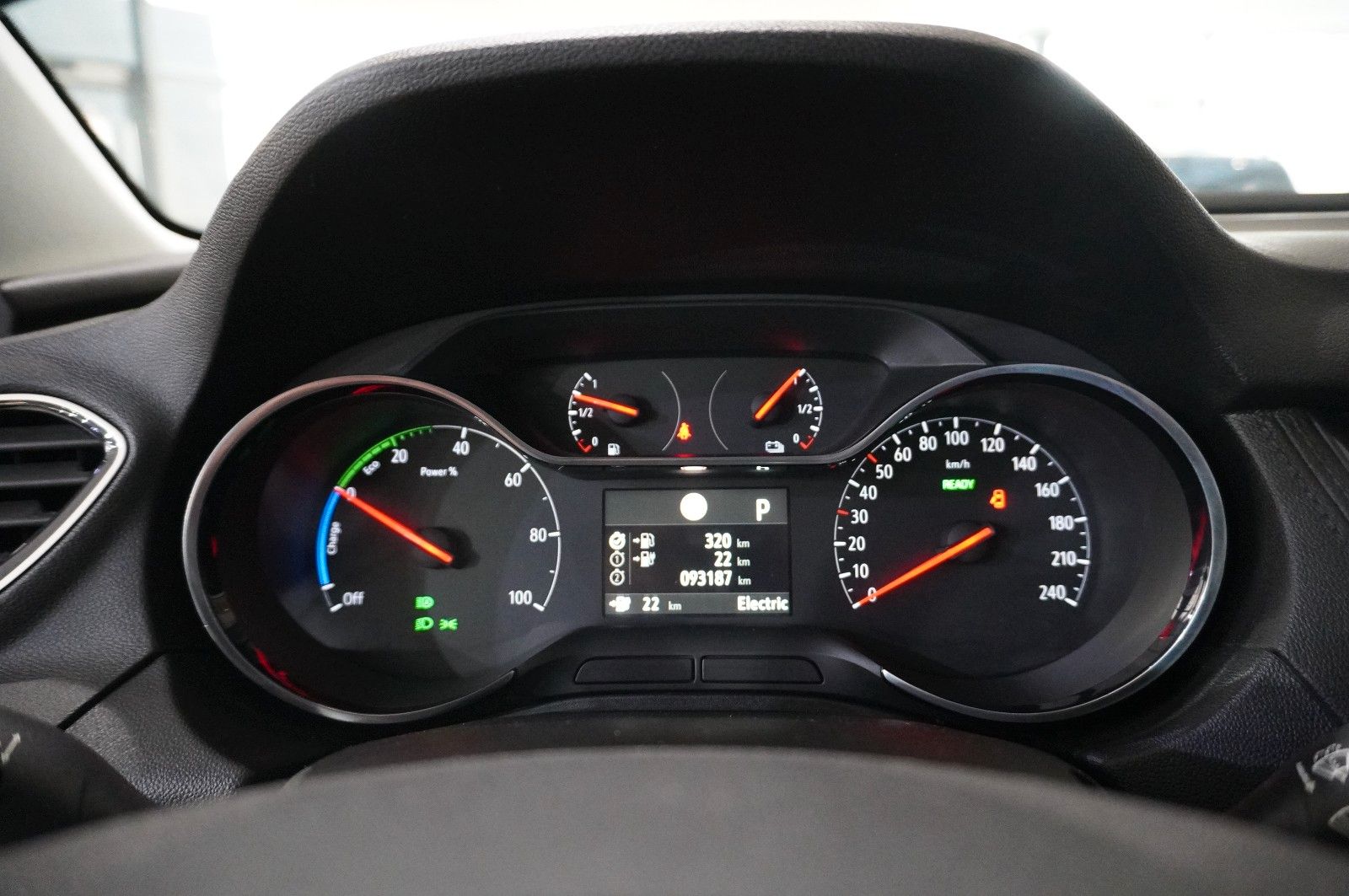 Fahrzeugabbildung Opel Grandland (X) 1.6 HYBRID ELEGAN. NAVI/KAMERA/AHK