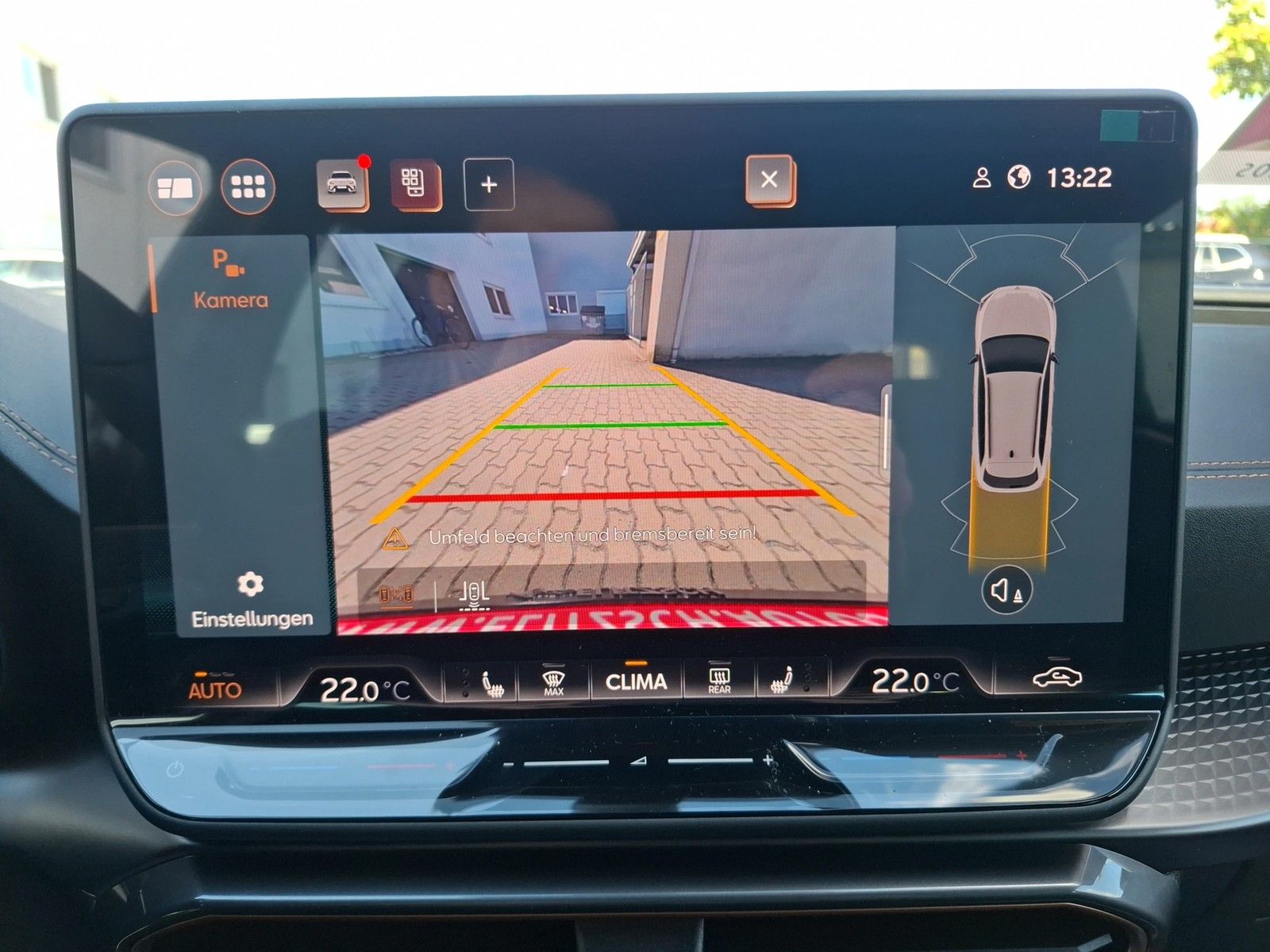 Fahrzeugabbildung CUPRA Leon ST eTSI DSG LED CarPlay ACC RFK SH  18"