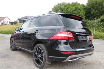 Mercedes ML 350 - 12