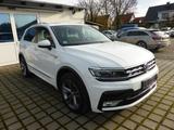 Volkswagen Tiguan Highline  4Motion R-Line Panora.Alcantara - VW Tiguan Gebrauchtwagen in Braunschweig