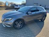 Mercedes-Benz GLA 200 CDI -2. Hand-Scheckheft gepfl.-TÜV NEU